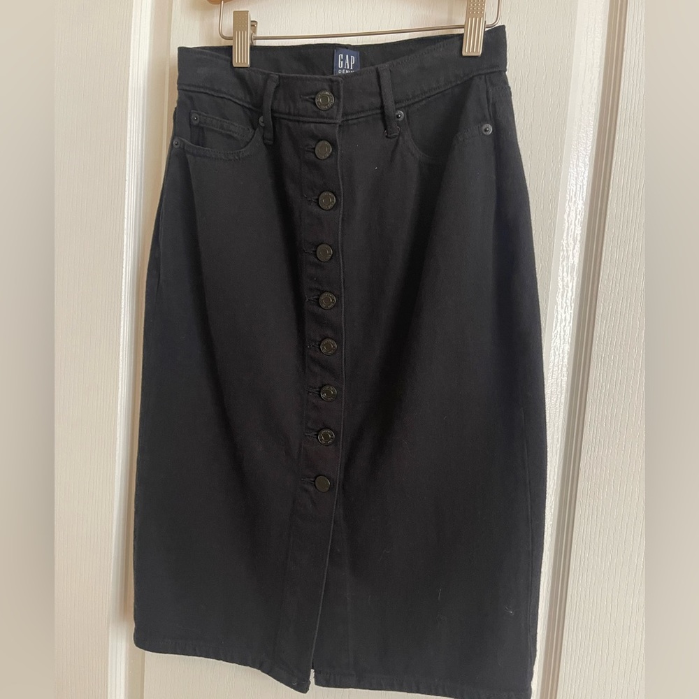 GAP Black Denim Skirt